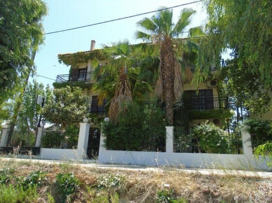 Astra House - Photo3