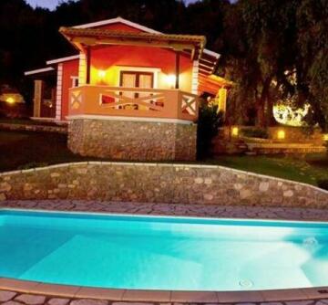 Apolis Villas & Suites Resort