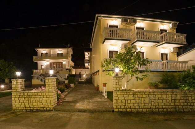 Fotis House - Photo2