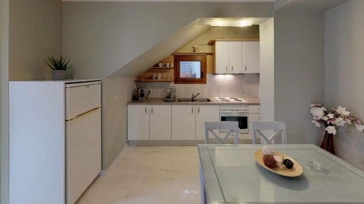 Parga Inn Suites - Photo5