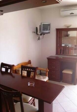 Sideris Lambros Rooms - Photo4