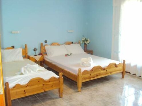 Stamatia Rooms - Photo5