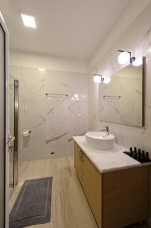 Status Luxury Apartments and Penthouse - Photo3