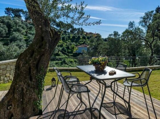 Topos Villas - Photo4