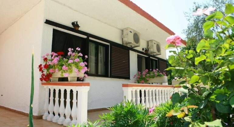 Villa Tomas Parga - Photo2