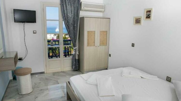 Aloe Paros Suites & Studios - Photo2