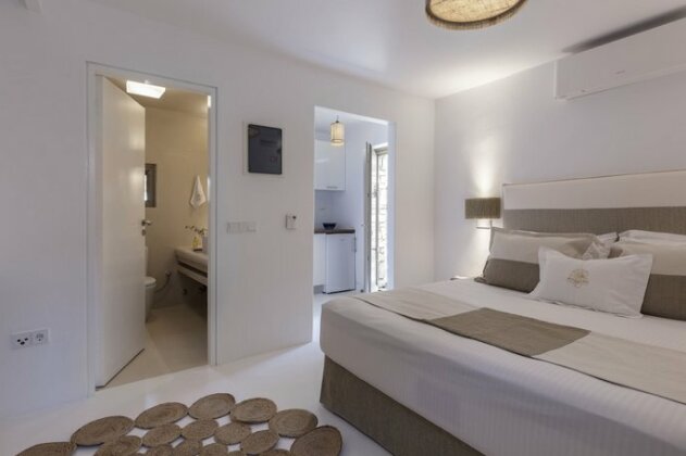 Amalgam Homes Paros - Photo3