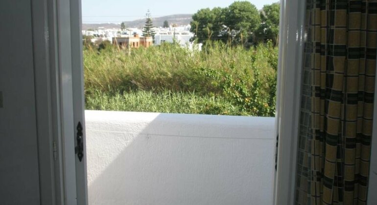Ampeli Apartments - Photo3