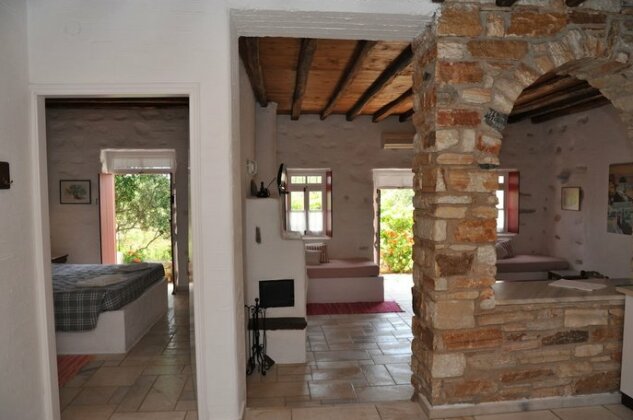 Anezina Village - Photo5