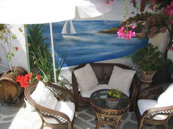 Batistas Apartments - Photo3
