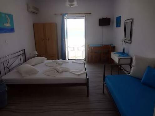 Captain John's Bungalows - Photo4