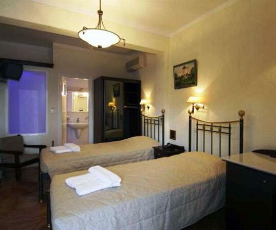 Contaratos Beach Hotel - Photo2