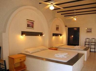 Coral Rooms - Photo4