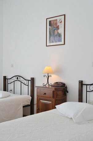 Eri Hotel - Photo5