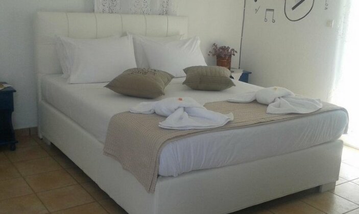 Fyrogenis Palace - Photo2