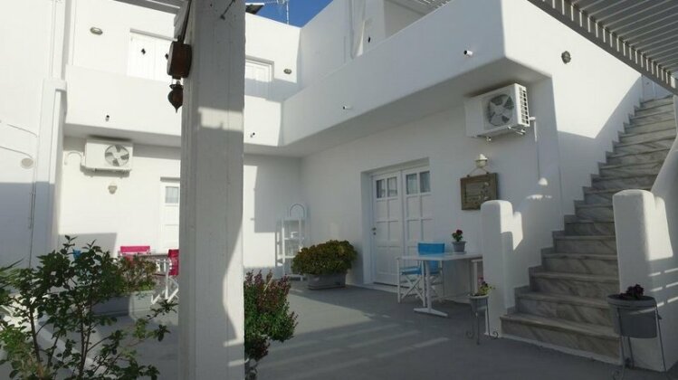 Grozos Rooms - Photo3