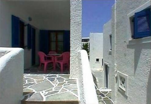 Holidays in Paros - Photo3