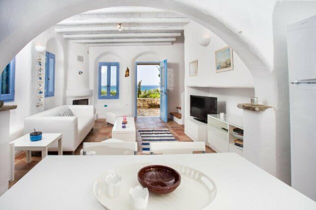Ilianthos Traditional Villa - Photo2