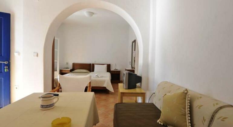 Janos Studios and Apartments - Photo4