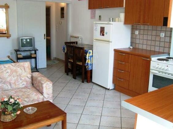 Kontaratos Studios & Apartments - Photo5