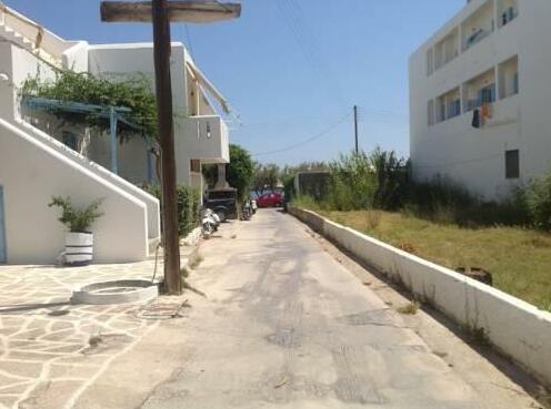 Magginas Studio-Apartments - Photo4