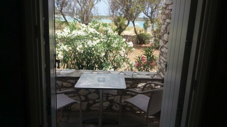 Mika Bungalows - Photo2