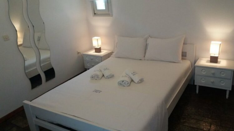 Mika Bungalows - Photo3