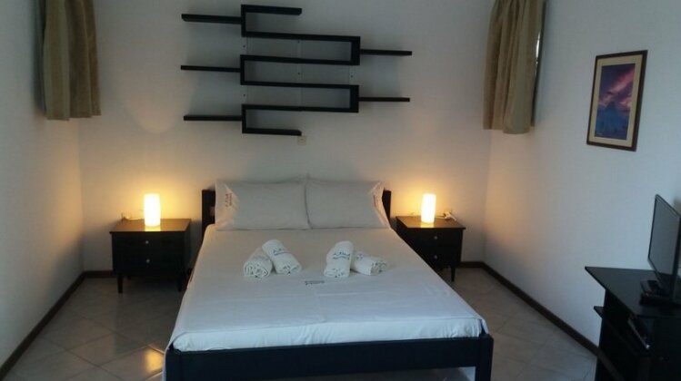 Mika Bungalows - Photo4