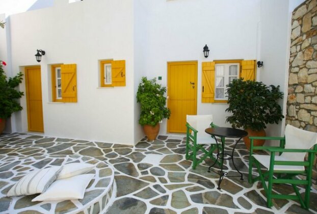Ostria Pansion - Photo3