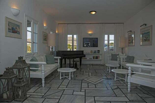 Parian Village Beach Hotel - Photo3