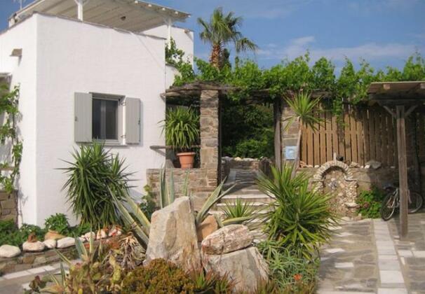 Paros Apartments - Photo2