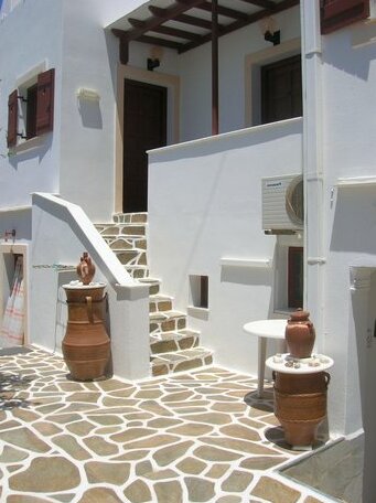 Sunset Studios & Apartments Paros - Photo3