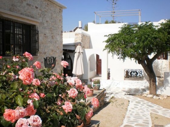 Svoronos Bungalows - Photo2