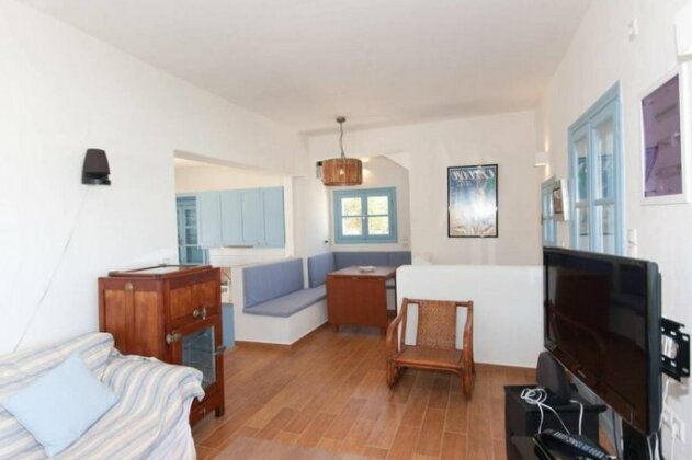 Villa Alkyoni Beautiful 8-person Family Villa with Great Views - Photo3