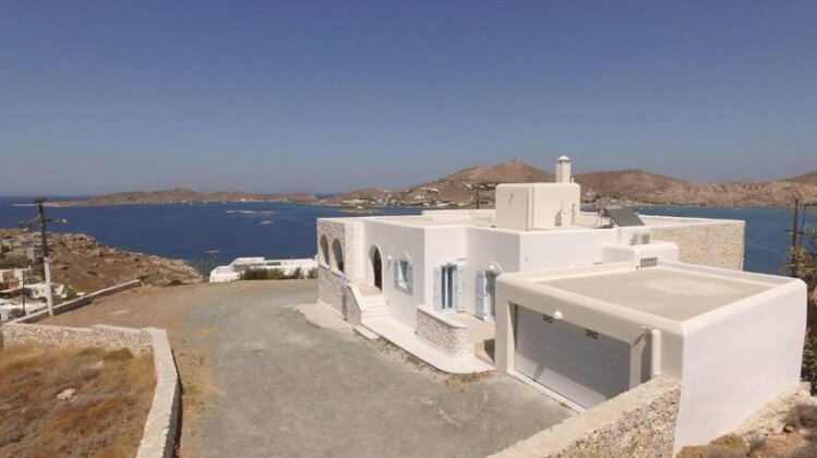 Villa Anna Naoussa Paros