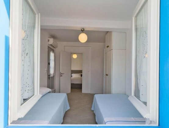Villa Deep Blue with private pool next to Parikia - Photo4