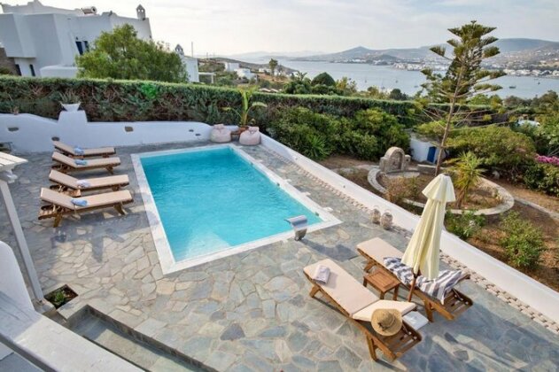 Villa Deep Blue with private pool next to Parikia - Photo5