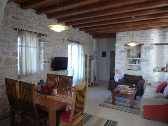 Villa Naousa - Photo4