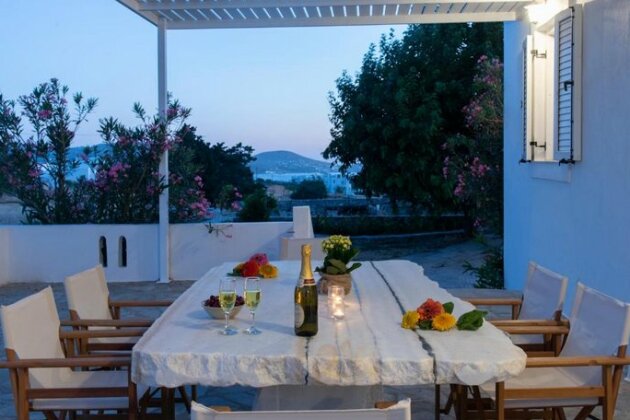 Villa Tonia Paros - Photo2