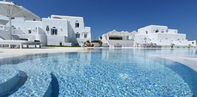 White Dunes Luxury Suites - Photo2