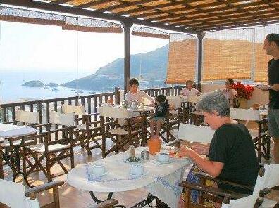 Golden Sun Patmos - Photo4