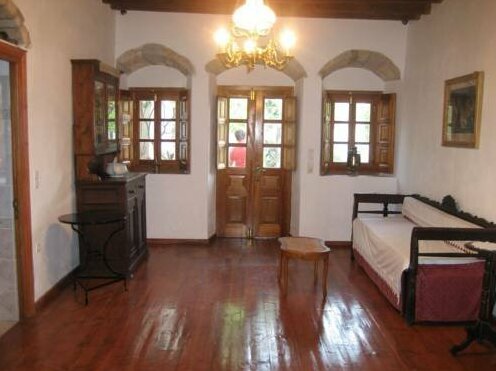 Patmos Traditional House - Photo2