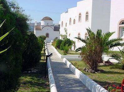 Porto Scoutari Romantic Hotel - Photo2