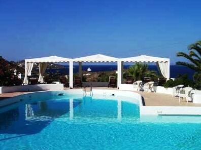Porto Scoutari Romantic Hotel - Photo5