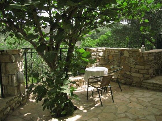 Adamantia Hotel - Photo4