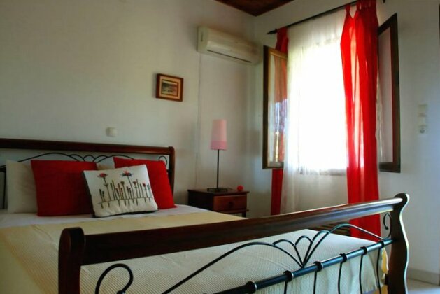 Angela Studios Paxos - Photo3