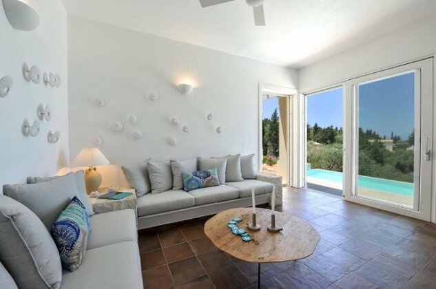 Apeiron II Villa - Photo5