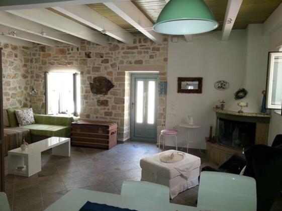 Lavinia - Photo5