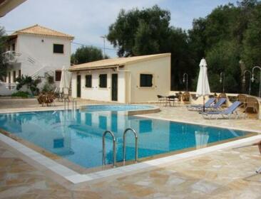Olympia Paxos Apartment