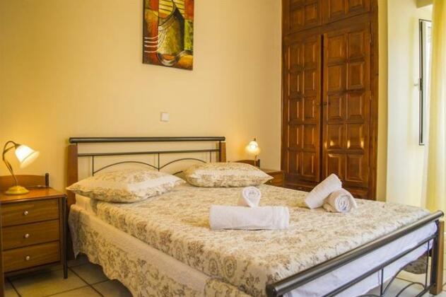 Paxos Center - Photo2